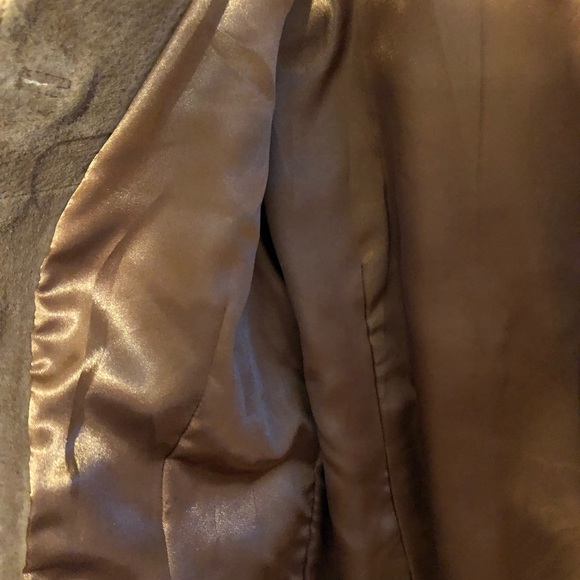 Women’s Leather Blazer Button Front Van Heusen Jacket, XL, 27” length - Picture 5 of 5